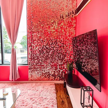 Dolly'S Glam Getaway - Glittering Gem Near Broadway Villa Nashville Exterior photo