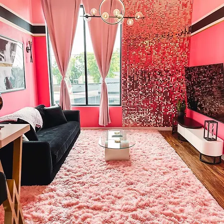 Dolly'S Glam Getaway - Glittering Gem Near Broadway Villa Nashville Exterior photo
