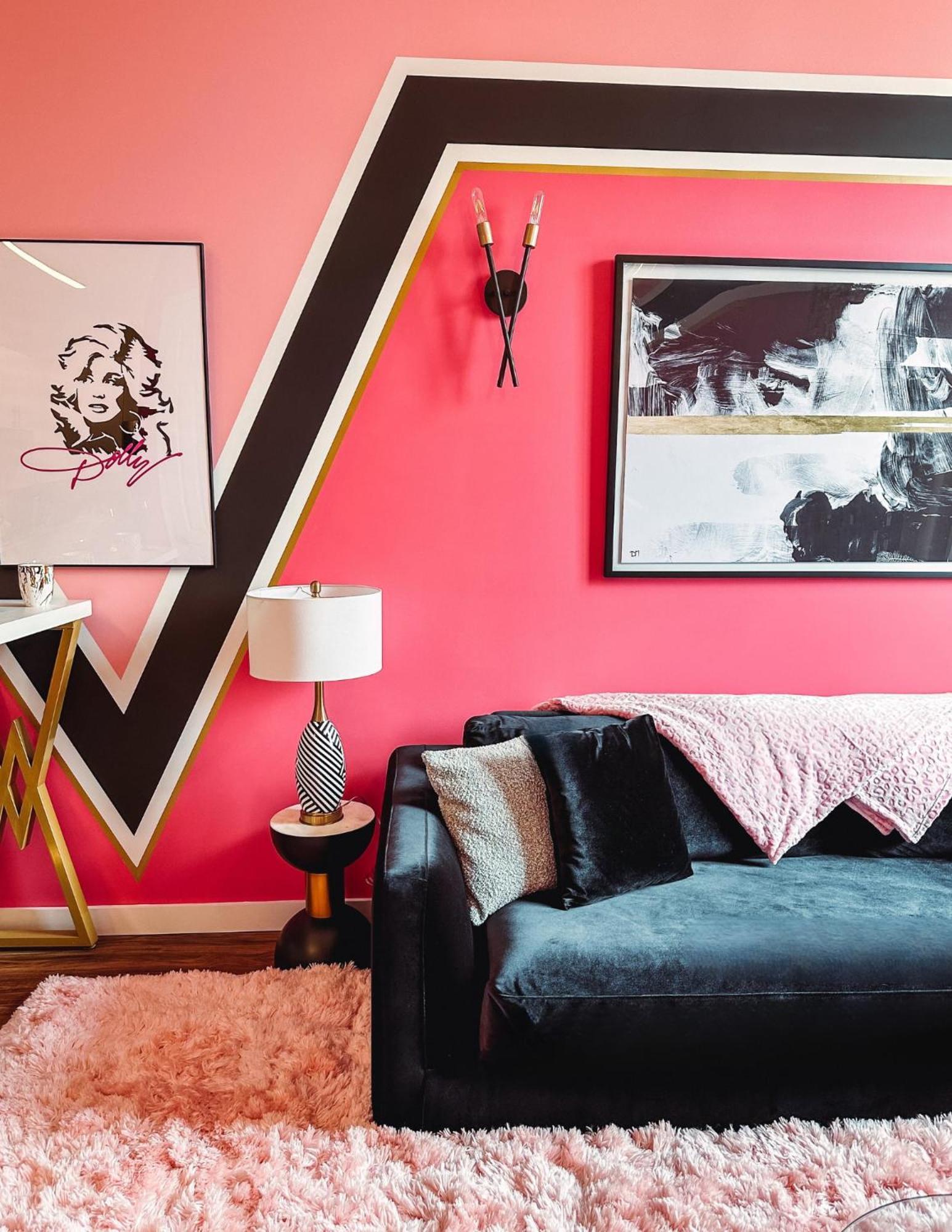 Dolly's Glam Getaway - Glittering Gem Near Broadway Nashville